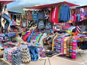 1 Ecuador Otavalo - Around The World Travel